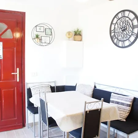 Apartment Traverse Du Bastion - *
